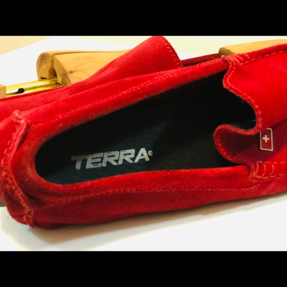 Red Suede Driving Shoes (Loafers) - Picture 5 of 7